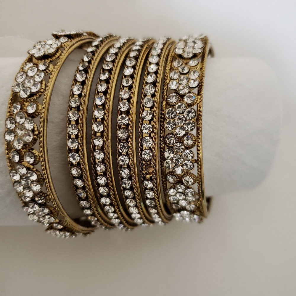 Golden Bangle set - Picture 5 of 5